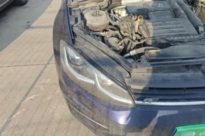 Volkswagen Golf 2019, 121200 км, за 83302.32 CNY