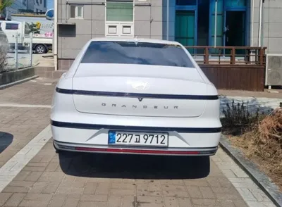 Hyundai Grandeur 2024, 38000 км, за 31330000 KRW