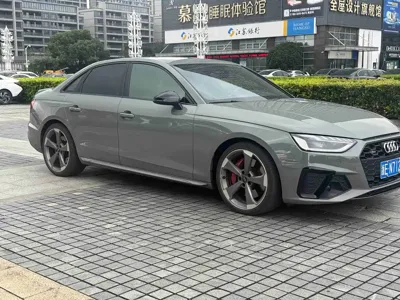 Audi S4 2021, 70000 км, за 178000 CNY
