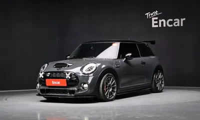 MINI Cooper · 2016 год