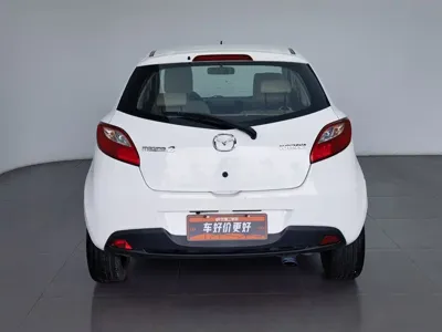 Mazda 2 2015, 135000 км, за 12900 CNY