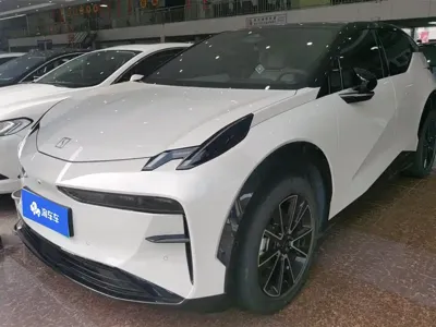 Zeekr X · 2023 год