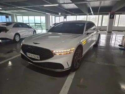 Genesis G90 · 2023 год