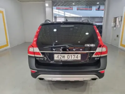 Volvo XC70 2016, 83502 км, за 13900000 KRW