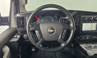 Chevrolet Express Van 2019, 23700 км, за 42500000 KRW - фото 13