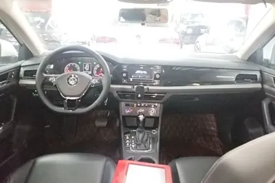 Volkswagen Lavida 2019, 67400 км, за 64442.95 CNY - фото 12