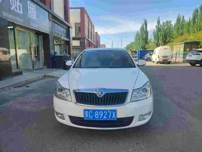 Skoda Octavia 2016, 122000 км, за 25800 CNY