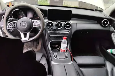 Mercedes-Benz C-Class 2019, 99600 км, за 102513.38 CNY - фото 9