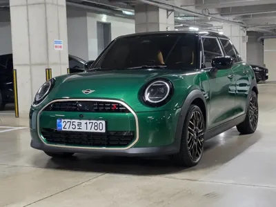 MINI Cooper · 2025 год