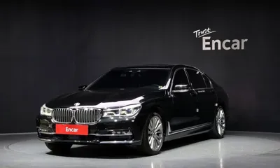 BMW 7-Series · 2016 год
