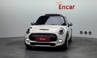 MINI Cooper 2016, 100853 км, за 8900000 KRW