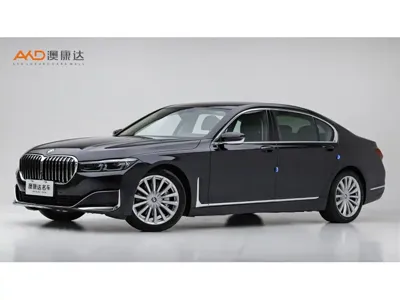 BMW 7 Series · 2021 год
