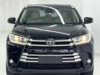 Toyota Highlander 2019, 112000 км, за 108000 CNY