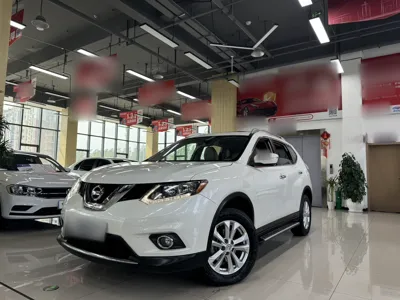 Nissan X-Trail · 2014 год