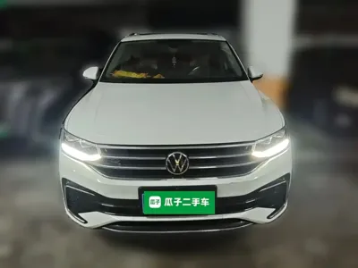 Volkswagen Tiguan L 2022, 24600 км, за 127300 CNY - фото 24
