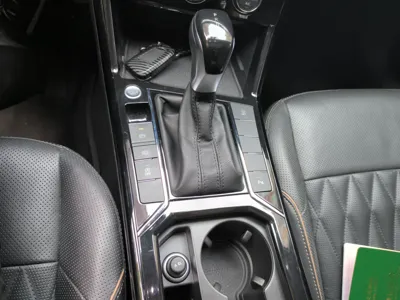 Volkswagen Passat 2019, 132100 км, за 73810.04 CNY - фото 15