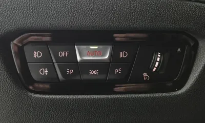 BMW 3-Series 2021, 44743 км, за 31900000 KRW - фото 4