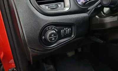 Jeep Renegade 2020, 93385 км, за 12900000 KRW - фото 17