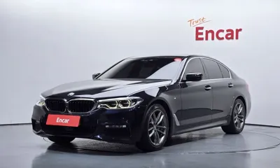 BMW 5-Series · 2018 год