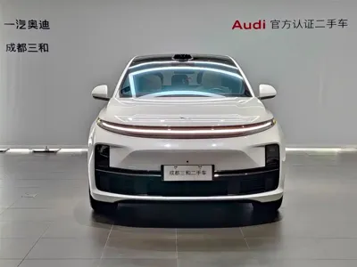 Li Auto Li L7 2024, 49900 км, за 219800 CNY