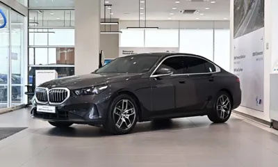 BMW 5-Series · 2025 год