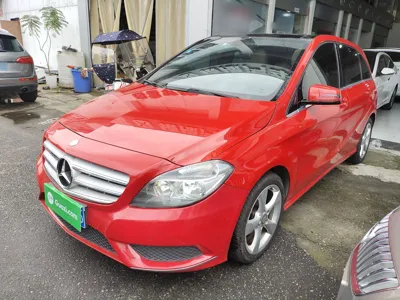 Mercedes-Benz B-Class · 2012 год
