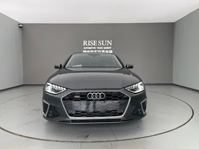 Audi A4L 2020, 18000 км, за 125800 CNY