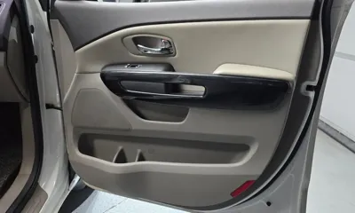Kia Canival 2017, 147194 км, за 10800000 KRW - фото 25