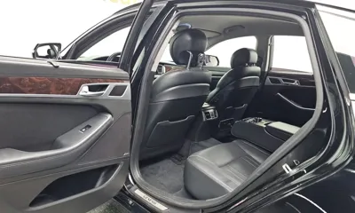 Hyundai Genesis 2015, 158704 км, за 9000000 KRW - фото 11