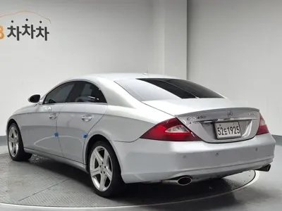 Mercedes-Benz CLS-Class 2007, 160000 км, за 1950000 KRW