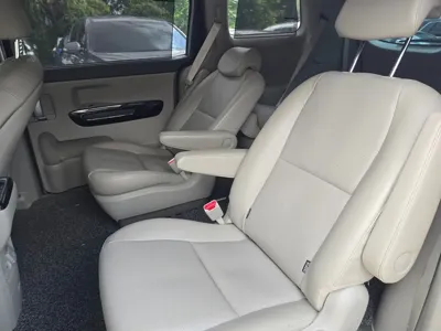 Kia Canival 2018, 162145 км, за 9500000 KRW - фото 15