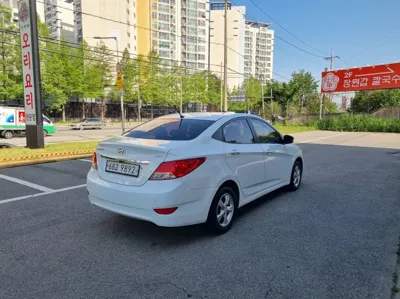 Hyundai Accent 2012, 103770 км, за 3490000 KRW
