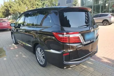 Honda Elysion 2016, 135800 км, за 96351.23 CNY