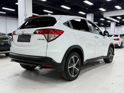Honda Vezel 2022, 24000 км, за 99800 CNY