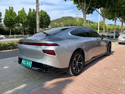 Xpeng P7 2022, 41000 км, за 92800 CNY