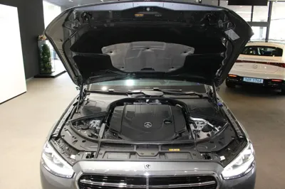 Mercedes-Benz S-Class 2025, 3678 км, за 170000000 KRW - фото 6