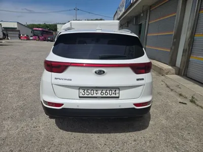 Kia Sportage 2018, 121291 км, за 8950000 KRW