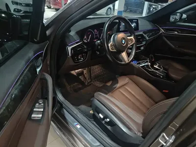 BMW 5 Series 2018, 87700 км, за 139500 CNY - фото 9