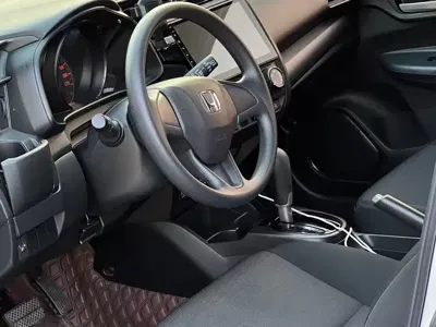 Honda Fit 2019, 85000 км, за 39800 CNY