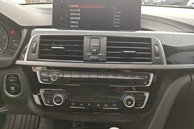 BMW 3 Series 2019, 104300 км, за 111065.22 CNY - фото 16