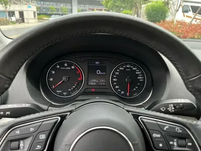 Audi Q2L 2021, 63000 км, за 63800 CNY - фото 8