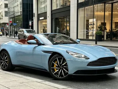 Aston Martin DB11 2020, 19500 км, за 1400000 CNY - фото 2
