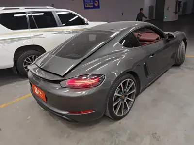 Porsche 718 2021, 50000 км, за 278000 CNY