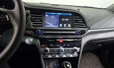 Hyundai Avante 2019, 119399 км, за 11900000 KRW - фото 12