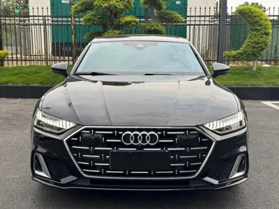 Audi A7L 2022, 60000 км, за 228000 CNY