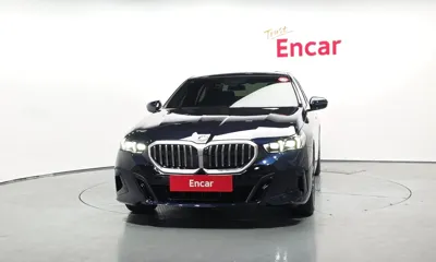 BMW 5-Series 2025, 5151 км, за 67500000 KRW - фото 3