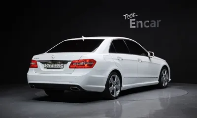 Mercedes-Benz E-Class 2013, 42337 км, за 9900000 KRW