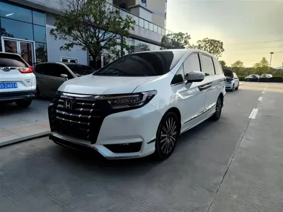 Honda Elysion · 2022 год