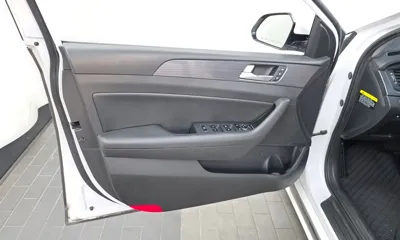 Hyundai Sonata 2018, 163966 км, за 10500000 KRW - фото 24
