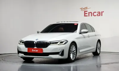 BMW 5-Series · 2022 год